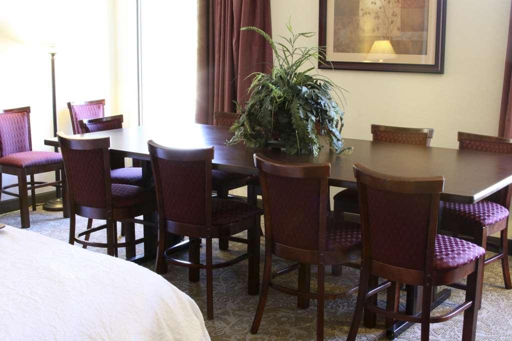 Hampton By Hilton Of Eddyville 3*