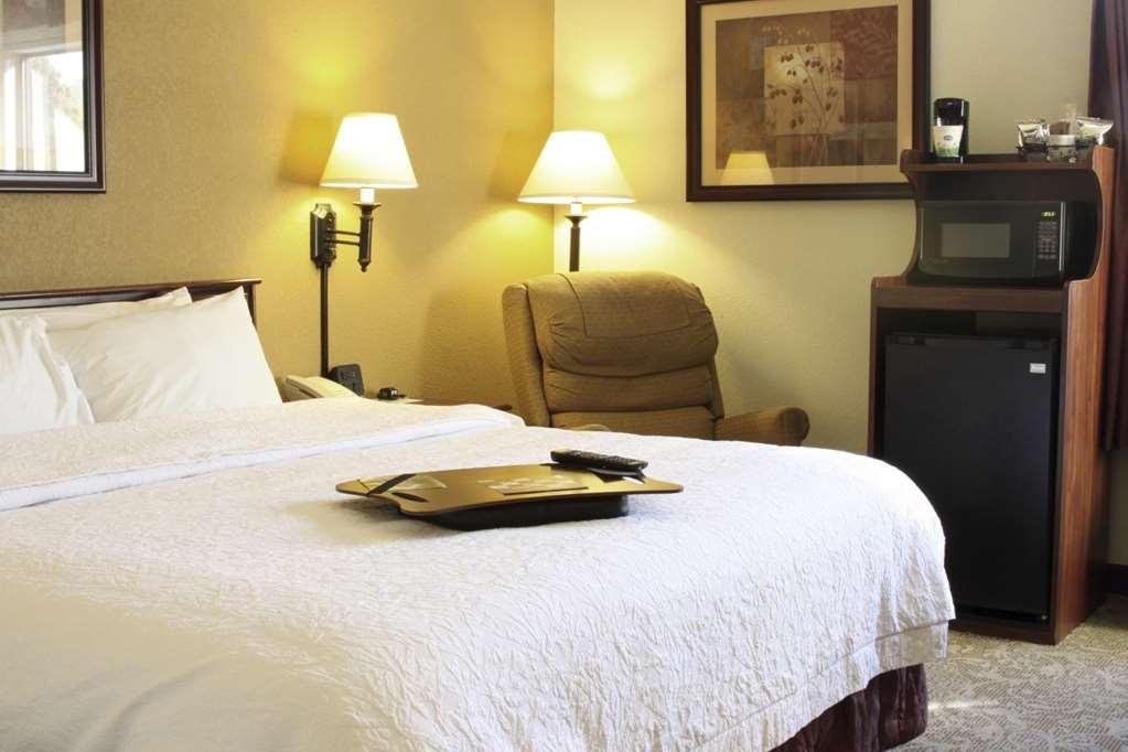 Hotel Hampton By Hilton Of Eddyville 3*