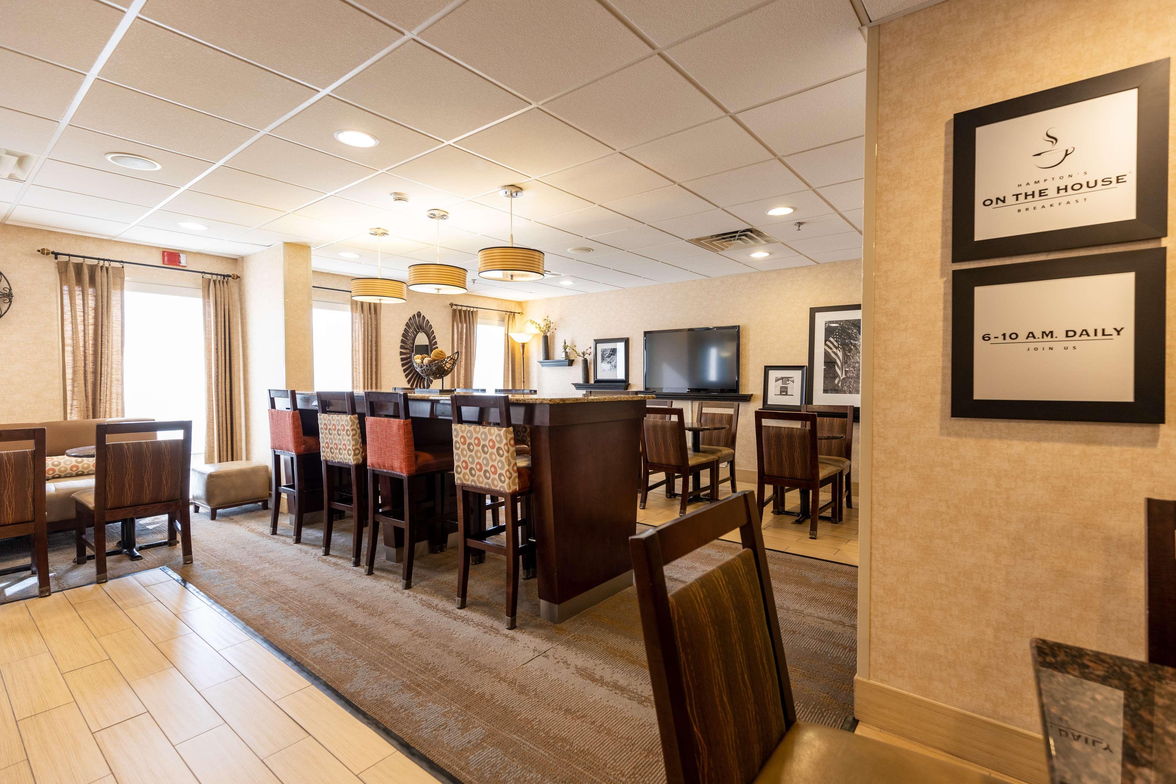 Hampton By Hilton Of Eddyville