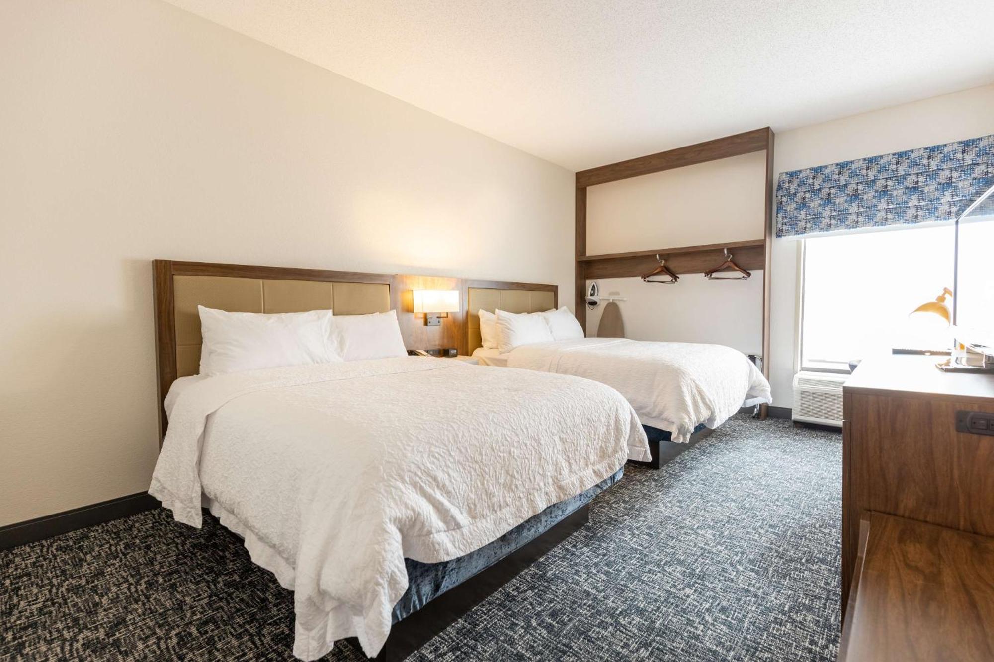 Hotel Hampton By Hilton Of Eddyville 3*